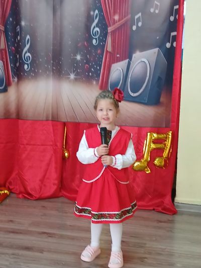 "ДГ ЗВЪНЧЕ" ТЪРСИ ТАЛАНТ 4