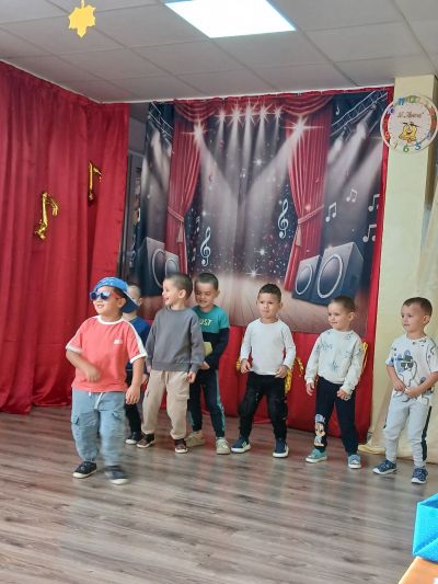 "ДГ ЗВЪНЧЕ" ТЪРСИ ТАЛАНТ 7