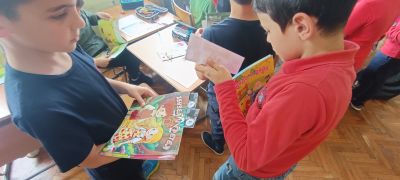 Посещение на група "Пчеличка" от ДГ "Звънче" в СУ "Христо Ясенов"- гр. Етрополе 14