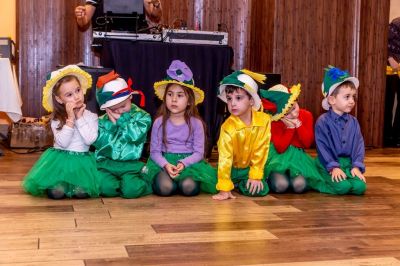 Малчуганите от група Мики Маус - ДГ Звънче - Етрополе